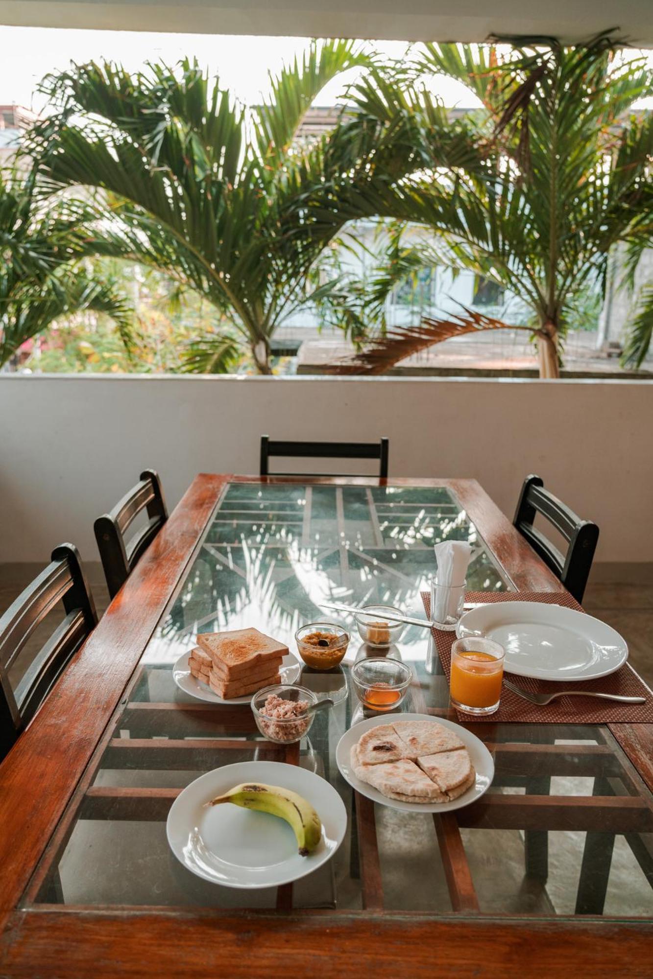 Hotel Tobiko Trincomalee Luaran gambar