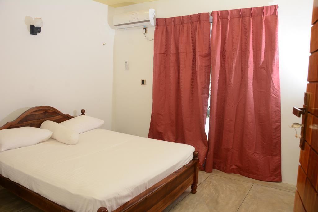 Hotel Tobiko Trincomalee Luaran gambar
