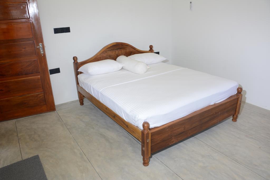 Hotel Tobiko Trincomalee Luaran gambar